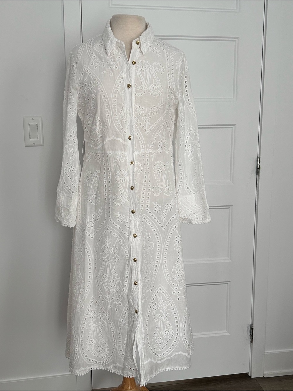 Adore White Eyelet Button-Front Midi Dress 100% cotton